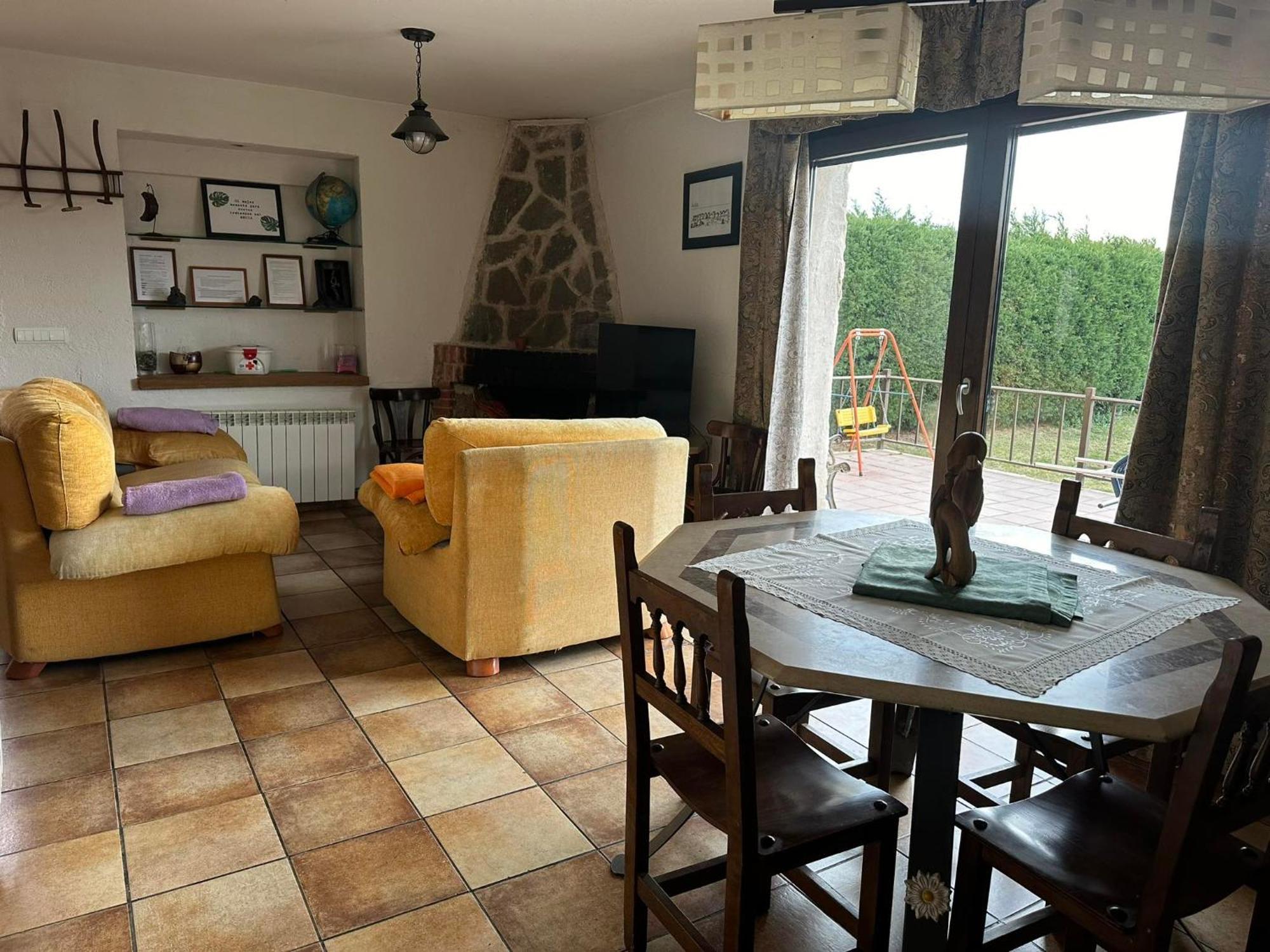 Vivienda De Uso Turistico El Nido La Serrada Exterior foto
